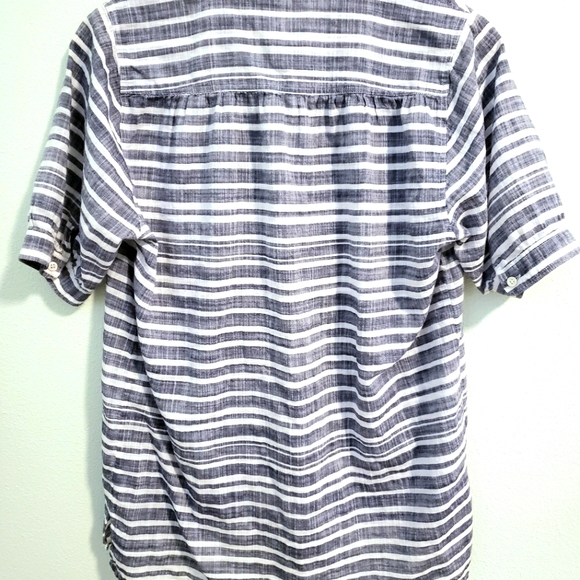 J crew loose fit v neck linen top - Picture 2 of 4